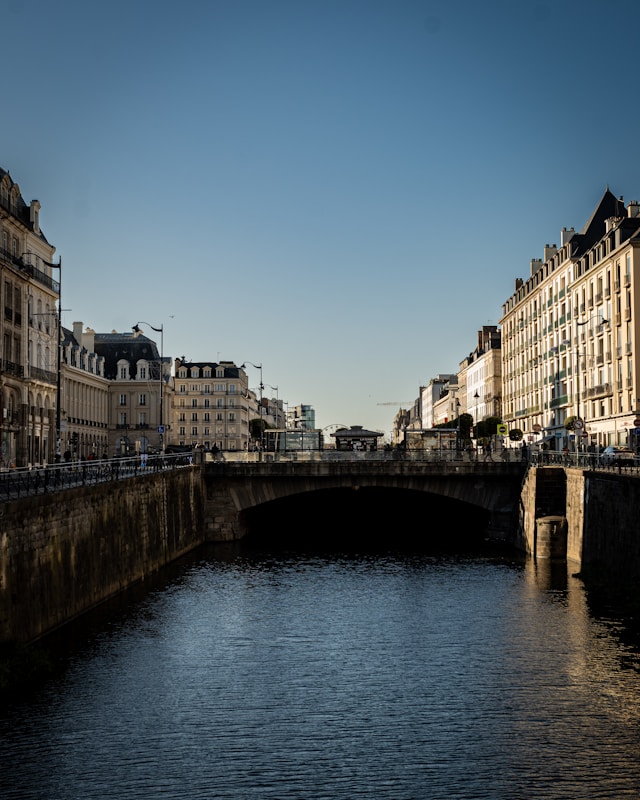 Photographie de la rivière la Vilaine de la ville de Rennes